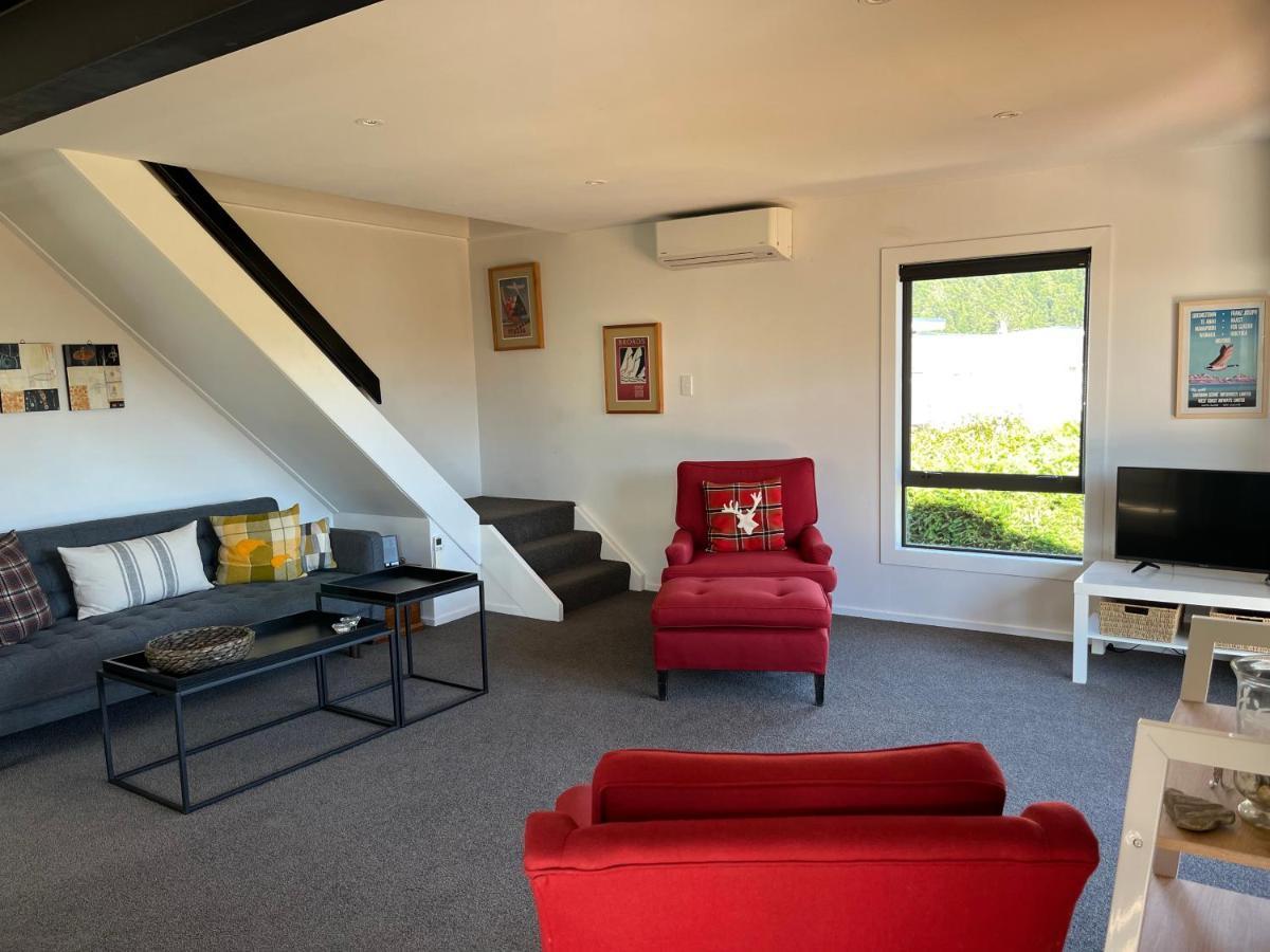 Views On Parry - Lake Hawea Holiday Home Dış mekan fotoğraf